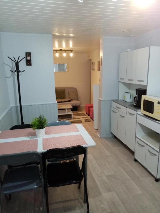 Au Pied Des Falaises Apartment เลอเทรปอร์ ภายนอก รูปภาพ