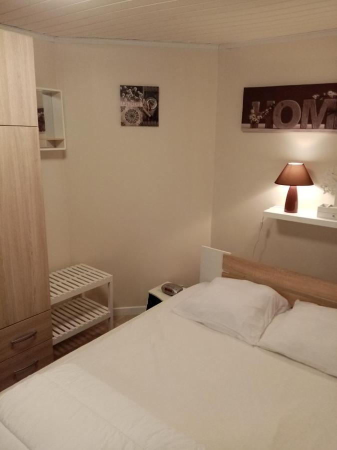 Au Pied Des Falaises Apartment เลอเทรปอร์ ภายนอก รูปภาพ